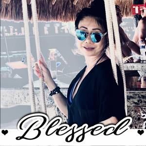 Meet your Posher, Beana